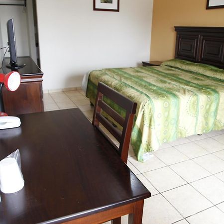 Apart Hotel Pico Bonito Ла-Сейба Номер фото