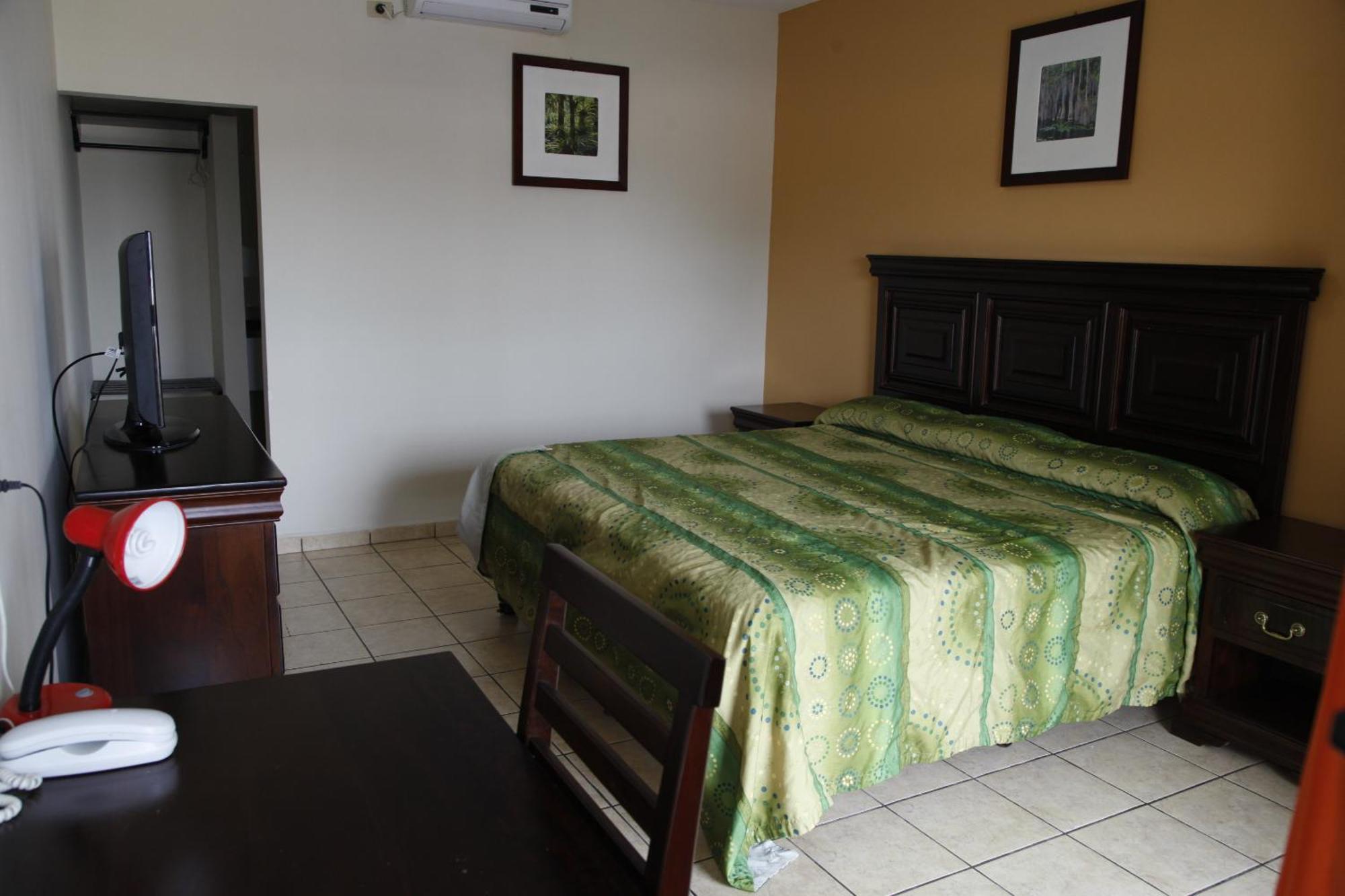 Apart Hotel Pico Bonito Ла-Сейба Номер фото